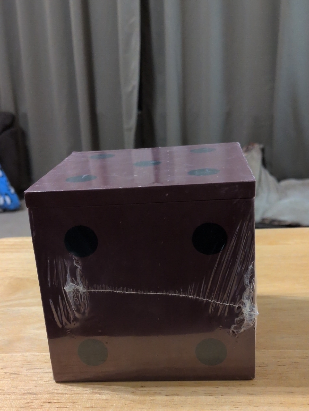 Liar's Dice Game - Picture 2 of 6